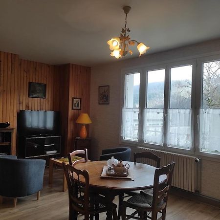 La Lisiere Appartement 2 Chambres Revin  Exterior foto